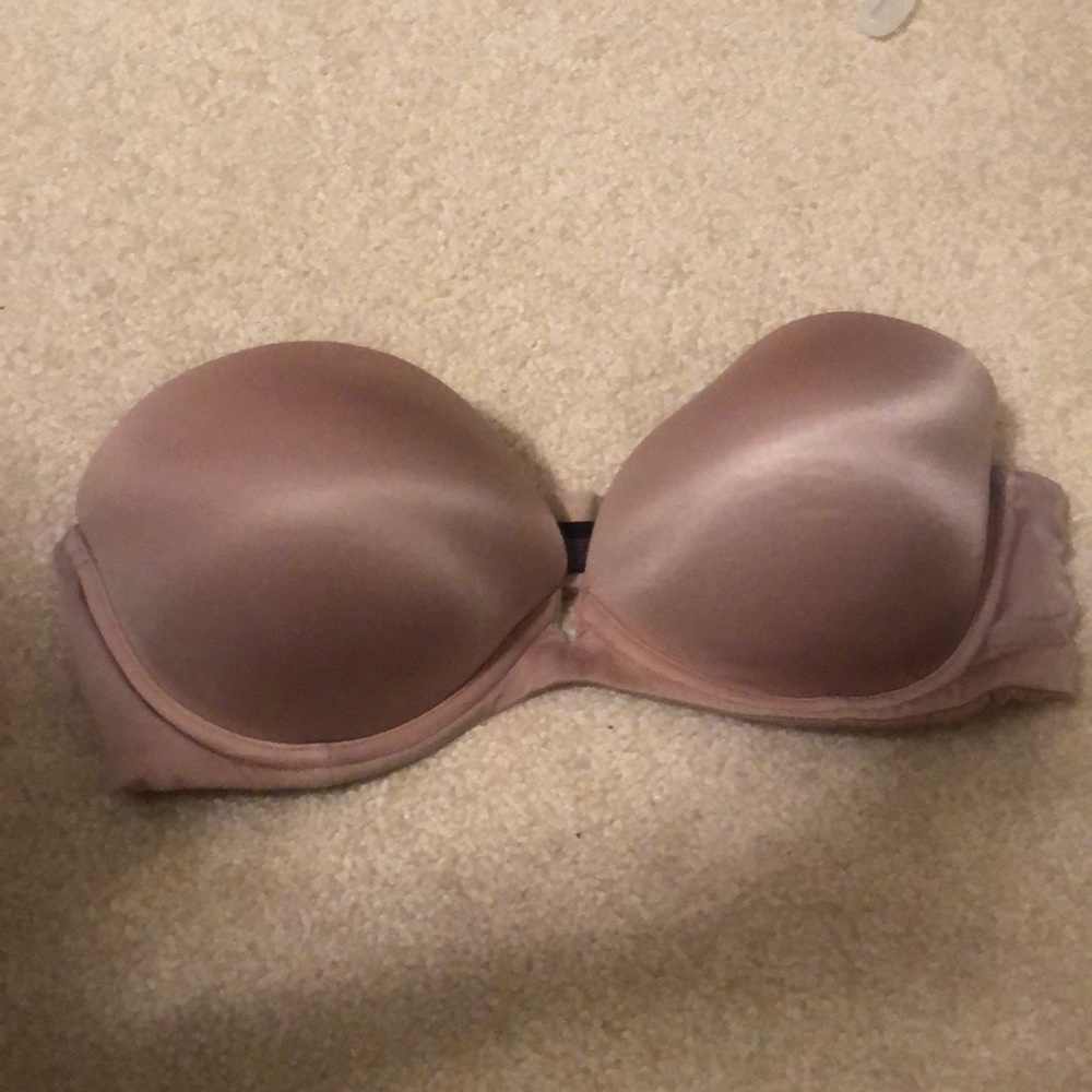 Very Sexy Victoria’s Secret Strapless Bra - 34C